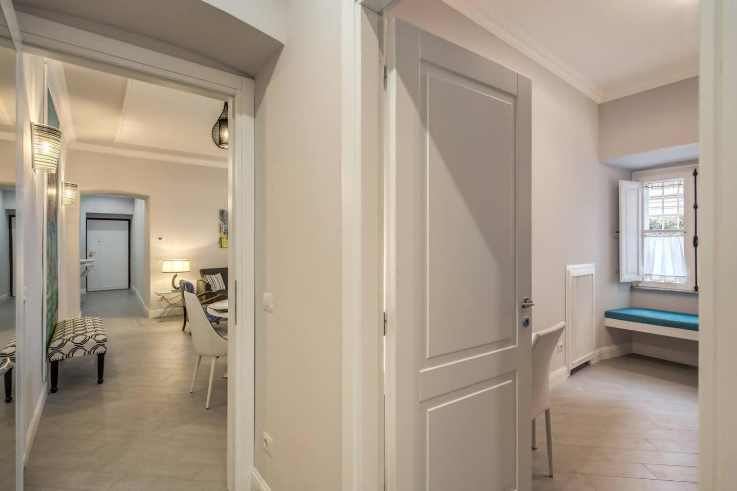 Flat With Terrace By Vatican Apartment Rom